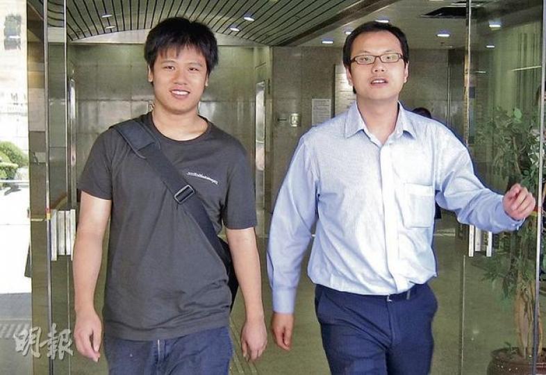 莫偉杰(左)原被控一項非法集結罪,任亮憲(右)原被控協助進行及明知非法仍參與集會罪,兩人昨同獲不提證供起訴。(林綺琪攝) 莫偉杰(左)原被控一項非法集結罪,任亮憲(右)原被控協助進行及明知非法仍參與集會罪,兩人昨同獲不提證供起訴。(林綺琪攝)