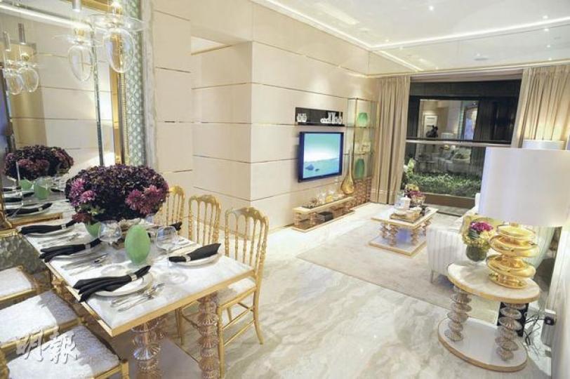 九建旗下西環新盤CADOGAN最新曝光的1183方呎3房示範單位,實用率78%;另單位樓層高度約10呎4吋,營造不俗的空間感。(劉焌陶攝)
九建旗下西環新盤CADOGAN最新曝光的1183方呎3房示範單位,實用率78%;另單位樓層高度約10呎4吋,營造不俗的空間感。(劉焌陶攝)