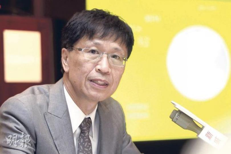 利邦董事總經理王日明表示,「看不懂下半年的經濟情况,整個夏天沒有起色」,道出企業不知經濟何日復蘇的憂慮。(郭慶輝攝) 利邦董事總經理王日明表示,「看不懂下半年的經濟情况,整個夏天沒有起色」,道出企業不知經濟何日復蘇的憂慮。(郭慶輝攝)