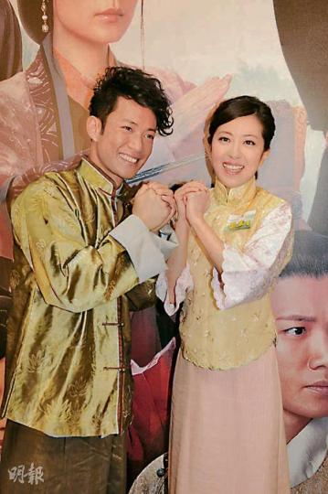 敖嘉年快將結婚，唐詩詠連聲恭喜。（攝影/記者﹕梁榮達）羅天宇表示有安慰舊愛苟芸慧。（攝影/記者﹕梁榮達）
