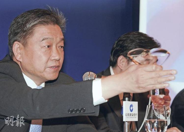 建行行長張建國坦言，下半年不良貸款「雙降」是不現實的，但預計不良貸款率將保持在1%左右的水平。 （劉焌陶攝）