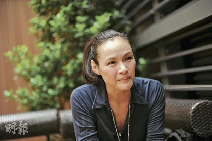 馬詩慧（陳淑安攝）馬詩慧批評國民教育只教國家的好。（陳淑安攝）馬詩慧與丈夫王敏德、兩女兒及小兒子合照。（陳淑安攝）馬詩慧替國民教育家長關注組拍攝短片，其大女兒力撐她，說好proud of me做咗呢件事。談及此事，她感觸哽咽。（陳淑安攝）