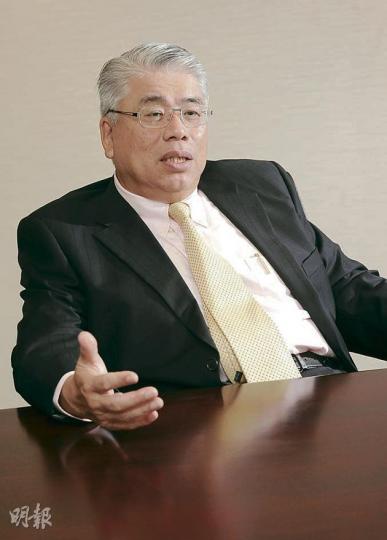 葉滿堂表示，由於生產商也需要時間調整產能，因此進口車分銷商存貨高企的情况，迄今仍然未有重大改善。他認為，內地汽車進口分銷行業一定會出現一輪汰弱留強潮。（陳淑安攝）