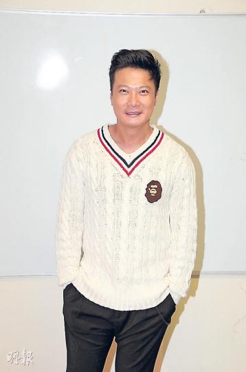 錢嘉樂覺得估BB的性別非常好玩。（攝影/記者：林祖傑） 薛家燕與鍾嘉欣合力讓準新郎錢嘉樂勝出。（攝影/記者：林祖傑）