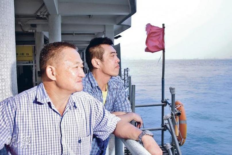 當年隨陳毓祥出征保釣的朱韶洪（左）和郭仲文（右），認為兩岸政府早應正視釣魚島問題，嘆多年來要靠民間維護國土是民族悲歌。（林俊源攝）