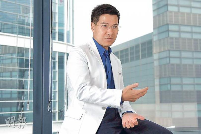 候任立法會議員范國威說,民主黨在立法會選舉中已受到選民懲罰,不應視民主黨為「殺父仇人」。(林俊源攝) 候任立法會議員范國威說,民主黨在立法會選舉中已受到選民懲罰,不應視民主黨為「殺父仇人」。(林俊源攝)