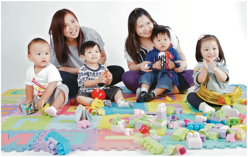 選擇playgroup應考慮哪些元素？各位爸爸媽媽在繳學費前，不妨先試堂，看看是否符合自己心中所想。（林俊源攝）