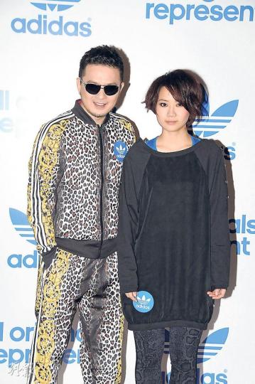 黃耀明與盧凱彤希望大家注意海上安全。（攝影：孫華中、梁迺楠）