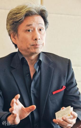 鉑陽太陽能有意進軍下游發電業務,行政總裁許家驊稱,集團將進行管理層改組,冀5年後發電業務佔收入半壁江山。(劉焌陶攝) 鉑陽太陽能有意進軍下游發電業務,行政總裁許家驊稱,集團將進行管理層改組,冀5年後發電業務佔收入半壁江山。(劉焌陶攝)