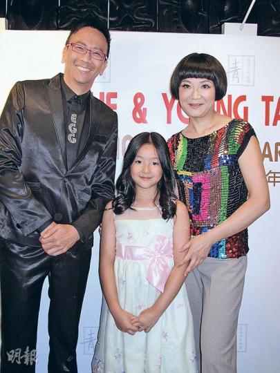 鄭丹瑞與姚珏(右)大讚Clara(中)甚有演藝天分。(攝影/記者:李潔盈) 鄭丹瑞與姚珏(右)大讚Clara(中)甚有演藝天分。(攝影/記者:李潔盈)