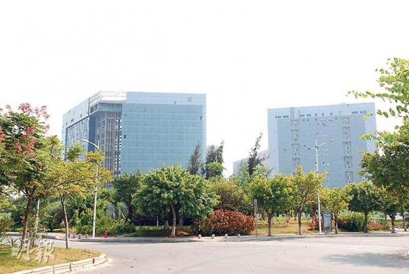 仍在施工中的恒安廈門五緣灣地塊。(杜婧攝) 仍在施工中的恒安廈門五緣灣地塊。(杜婧攝)