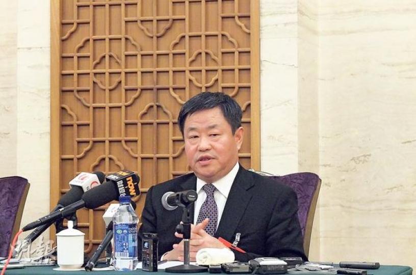 中糧集團董事長寧高寧說,之所以收購僑福,就是希望通過這個公司把中糧現在所持有的地產業務,包括商業物業、辦公樓、酒店物業等相對有穩定收入的資產注入。(張聞文攝) 中糧集團董事長寧高寧說,之所以收購僑福,就是希望通過這個公司把中糧現在所持有的地產業務,包括商業物業、辦公樓、酒店物業等相對有穩定收入的資產注入。(張聞文攝)