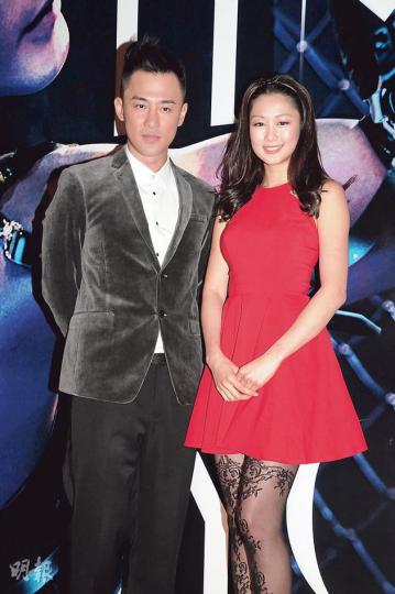 岑麗香強調與林峯拍戲時絕不過電。(攝影:孫華中)林峯開香檳慶祝,當然少不了樂易玲(左一)、吳雨(左二)等高層撐場。(攝影:孫華中) 岑麗香強調與林峯拍戲時絕不過電。(攝影:孫華中)林峯開香檳慶祝,當然少不了樂易玲(左一)、吳雨(左二)等高層撐場。(攝影:孫華中)