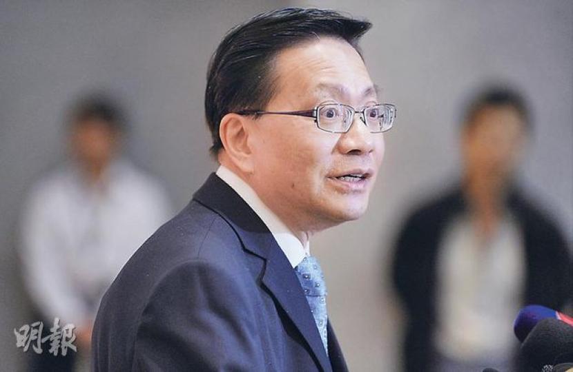 運輸及房屋局長張炳良昨於長策會第二次會議後表示,長策會同意委託大學成立多個焦點小組了解特定群組的住屋需要。(余俊亮攝) 運輸及房屋局長張炳良昨於長策會第二次會議後表示,長策會同意委託大學成立多個焦點小組了解特定群組的住屋需要。(余俊亮攝)