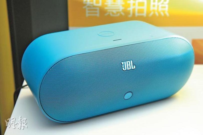 PowerUp喇叭座JBL MD-100W(林俊源攝)Nokia DT-910充電座(林俊源攝)Nokia CC-3041機殼(林俊源攝) PowerUp喇叭座JBL MD-100W(林俊源攝)Nokia DT-910充電座(林俊源攝)Nokia CC-3041機殼(林俊源攝)