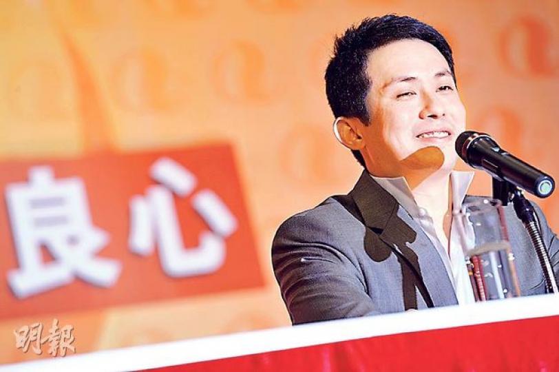 亞視執行董事盛品儒表示,已掌握人證、物證,呼籲Ricky(王維基洋名)自首。 (葉家豪攝) 亞視執行董事盛品儒表示,已掌握人證、物證,呼籲Ricky(王維基洋名)自首。 (葉家豪攝)