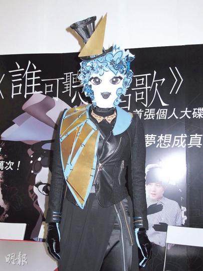 上周剛出碟的龍小菌表示銷量已達2400多隻。(攝影/記者:李潔盈) 上周剛出碟的龍小菌表示銷量已達2400多隻。(攝影/記者:李潔盈)