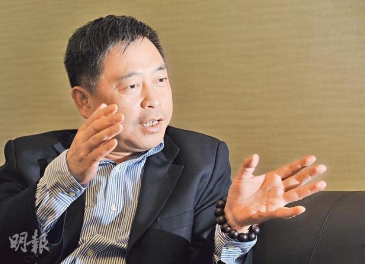 陳強曾對前主席兼大股東張志熔稱,若要把熔盛建成百年企業,公司就要更公眾化及規範化。所以對於張志熔辭任主席,陳強毫不感到意外。(劉焌陶攝) 陳強曾對前主席兼大股東張志熔稱,若要把熔盛建成百年企業,公司就要更公眾化及規範化。所以對於張志熔辭任主席,陳強毫不感到意外。(劉焌陶攝)