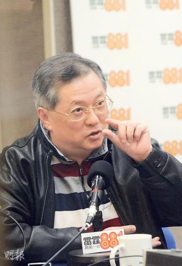 立法會財委會主席張宇人昨在商台《政經星期六》中否認自己與政府串謀「剪布」,強調所有做法依足程序。(尹錦恩攝) 立法會財委會主席張宇人昨在商台《政經星期六》中否認自己與政府串謀「剪布」,強調所有做法依足程序。(尹錦恩攝)
