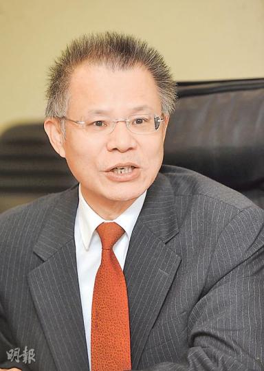 地監局新任行政總裁伍華強指出,該局已向全港90多間管理公司發出通知,提醒它們不要讓旗下管理員無牌從事地產代理活動。(陳淑安攝) 地監局新任行政總裁伍華強指出,該局已向全港90多間管理公司發出通知,提醒它們不要讓旗下管理員無牌從事地產代理活動。(陳淑安攝)
