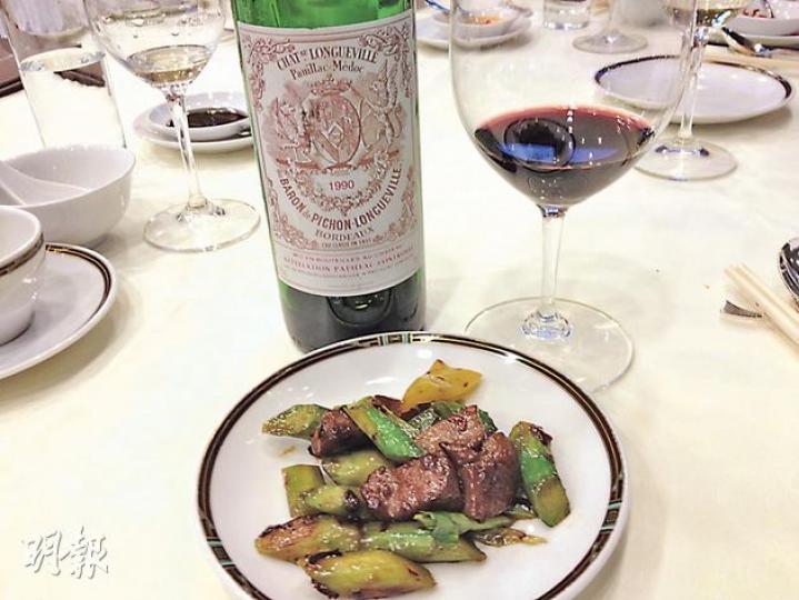 男爵酒莊的酒多擁有極好的年份,而1990年正好是男爵酒莊最驕人的年份之一。(劉信全攝) 男爵酒莊的酒多擁有極好的年份,而1990年正好是男爵酒莊最驕人的年份之一。(劉信全攝)
