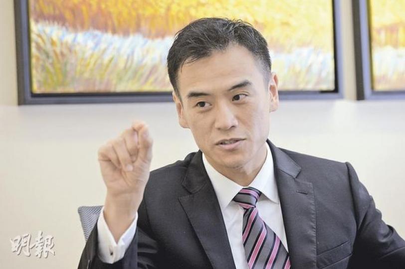 盛匯商機創辦人李根興表示,不會去估市况升跌,因很大機會錯估低位,故買舖只作長線投資,以租金回報支付銀行按揭供款,將輸錢的機會減至最低。(鄧宗弘攝) 盛匯商機創辦人李根興表示,不會去估市况升跌,因很大機會錯估低位,故買舖只作長線投資,以租金回報支付銀行按揭供款,將輸錢的機會減至最低。(鄧宗弘攝)