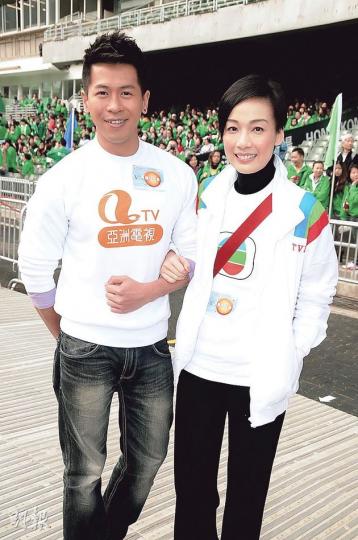 江美儀(右)叫蔡國威(左)畀心機上亞視培訓班,認真抵死。(攝影:孫華中) 江美儀(右)叫蔡國威(左)畀心機上亞視培訓班,認真抵死。(攝影:孫華中)
