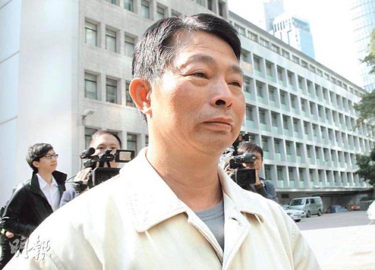 南丫海難調查委員會昨恢復聆訊,「南丫二號」船長鄭木喜(圖)首度出庭作供,表明登船前後都無人交代乘客名單。(林俊源攝) 南丫海難調查委員會昨恢復聆訊,「南丫二號」船長鄭木喜(圖)首度出庭作供,表明登船前後都無人交代乘客名單。(林俊源攝)