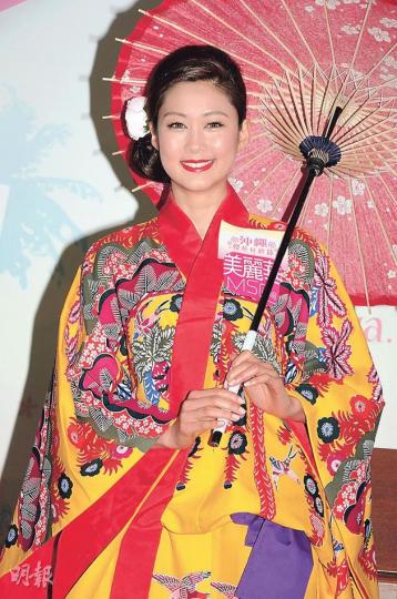 香香努力學習廣東話,大有進步。(攝影﹕孫華中) 香香努力學習廣東話,大有進步。(攝影﹕孫華中)