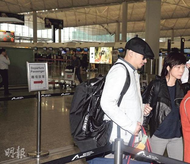 恭碩良與女友林憶蓮結伴外遊度歲。(攝影/記者:陳釗)林憶蓮蹺實男友恭碩良的手,笑得甜蜜。(攝影/記者:陳釗) 恭碩良與女友林憶蓮結伴外遊度歲。(攝影/記者:陳釗)林憶蓮蹺實男友恭碩良的手,笑得甜蜜。(攝影/記者:陳釗)