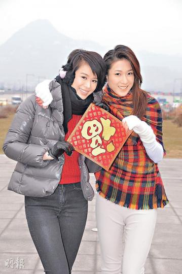 胡杏兒(左)與鍾嘉欣(右)兩位無綫花旦演得又唱得,蛇年事業肯定得。(攝影/記者:林祖傑) 胡杏兒(左)與鍾嘉欣(右)兩位無綫花旦演得又唱得,蛇年事業肯定得。(攝影/記者:林祖傑)