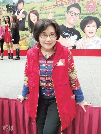 李司棋讚女兒葉子青的舞台演出比她更出色。(攝影/記者:唐嘉晞)首次演劇集雖然已有心理準備被人鬧,但黃翠如也希望大家不要鬧得太厲害。(攝影/記者:唐嘉晞) 李司棋讚女兒葉子青的舞台演出比她更出色。(攝影/記者:唐嘉晞)首次演劇集雖然已有心理準備被人鬧,但黃翠如也希望大家不要鬧得太厲害。(攝影/記者:唐嘉晞)