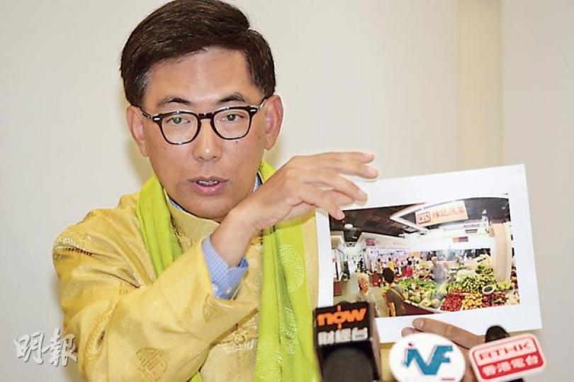 領匯行政總裁王國龍稱,該公司平均加租幅度比租戶營業額增幅少。(郭慶輝攝)領匯旗下小西灣廣場開服裝店的馬太表示,通脹之下入貨價愈來愈貴,領匯還要加租,沒有商量餘地,令人條氣唔順,很多商戶都有怨氣。她不打算再續租,3月就結業。(陳悅攝) 領匯行政總裁王國龍稱,該公司平均加租幅度比租戶營業額增幅少。(郭慶輝攝)領匯旗下小西灣廣場開服裝店的馬太表示,通脹之下入貨價愈來愈貴,領匯還要加租,沒有商量餘地,令人條氣唔順,很多商戶都有怨氣。她不打算再續租,3月就結業。(陳悅攝)