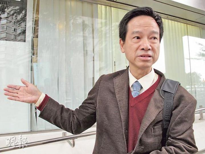 死者顧錦海的胞弟顧錦富(圖)指蔡涯棉當日「拍晒心口」說會賠償,還說一百幾十萬不成問題,但至今仍未付死者的殮葬費及死亡賠償。(余卓善攝) 死者顧錦海的胞弟顧錦富(圖)指蔡涯棉當日「拍晒心口」說會賠償,還說一百幾十萬不成問題,但至今仍未付死者的殮葬費及死亡賠償。(余卓善攝)