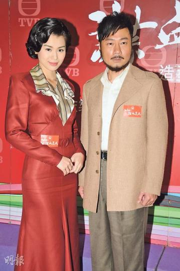 《巾幗梟雄之諜血長天》備受期待,女主角換上胡杏兒拍住3屆視帝黎耀祥,她坦言壓力大。(攝影:孫華中)馬賽、蕭正楠面對眾多好戲之人要加把勁了。(攝影:孫華中)演技派李成昌(左起)、羅蘭、謝雪心坐陣,令劇集戲味更濃。(攝影:孫華中) 《巾幗梟雄之諜血長天》備受期待,女主角換上胡杏兒拍住3屆視帝黎耀祥,她坦言壓力大。(攝影:孫華中)馬賽、蕭正楠面對眾多好戲之人要加把勁了。(攝影:孫華中)演技派李成昌(左起)、羅蘭、謝雪心坐陣,令劇集戲味更濃。(攝影:孫華中)