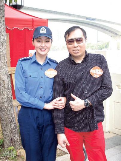 萬綺雯重遇劉以達即傾過不停,原來兩人已8年沒有見面。(攝影/記者﹕楊安莉) 萬綺雯重遇劉以達即傾過不停,原來兩人已8年沒有見面。(攝影/記者﹕楊安莉)