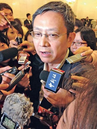 全國政協委員兼財政部財政科學研究所所長賈康表示，如果保障房措施執行有效，則市民對於樓價上升的反感不會太強烈。（姚文基攝）