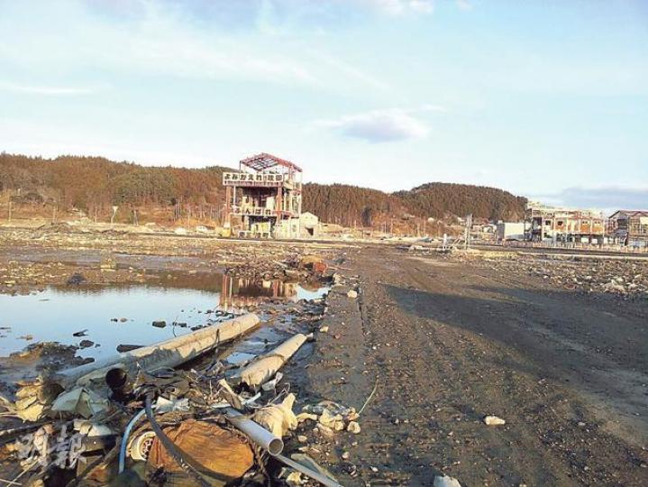 震災至今兩年,宮城縣南三陸町仍然猶如死城,瓦礫隨處可見。(吳克穎攝) 震災至今兩年,宮城縣南三陸町仍然猶如死城,瓦礫隨處可見。(吳克穎攝)