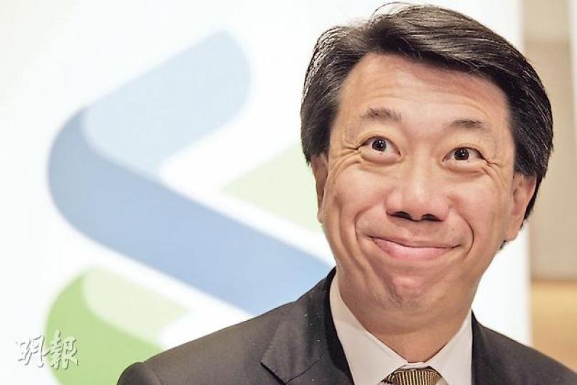 渣打香港行政總裁洪丕正於業績後記者會上表示,金管局要求新做按揭風險加權資產比率達到15%水平,估計會令按揭成本增加0.2至0.25厘。(郭慶輝攝)
渣打香港行政總裁洪丕正於業績後記者會上表示,金管局要求新做按揭風險加權資產比率達到15%水平,估計會令按揭成本增加0.2至0.25厘。(郭慶輝攝)