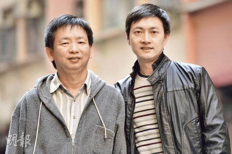 鄒崇銘（左）、任剛（右）（葉家豪攝）隧道之內，兩側無風景無商店，人人只顧向前走路。（葉家豪攝）黃埔街少車，居民、路人自有一種使用街道的模式，形成黃埔街獨有的個性。（葉家豪攝）街坊在街上排排坐，原來是在診所外「輪街症」。（葉家豪攝）有近140年歷史的觀音廟，經歷了二戰時的轟炸，依然屹立不倒。（葉家豪攝）昔日的紅磡三約公所。三約是指紅磡、土瓜灣和鶴園。（葉家豪攝）昔日「留產所」的奠基石碑仍在，旁邊則掛有美沙酮診所的開放時間。（葉家豪攝）寶石戲院去年完成翻新，不過仍堅持人手劃位。（葉家豪攝）戲院大堂還