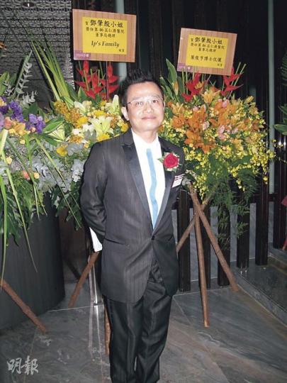 劉坤銘表示有給羅霖生活費,又指羅霖要求3子跟她同住。 (攝影/記者﹕林蘊兒) 三太陳婉珍對於女兒超雲的問題一概不回應。(攝影/記者﹕林蘊兒) 劉坤銘表示有給羅霖生活費,又指羅霖要求3子跟她同住。 (攝影/記者﹕林蘊兒) 三太陳婉珍對於女兒超雲的問題一概不回應。(攝影/記者﹕林蘊兒)