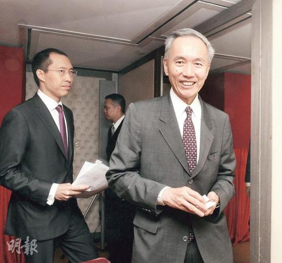披露權益顯示,信置主席黃志祥近日年內第三度增持信置。他於4月16日場內增持9萬股股份,每股平均價12.489元,持股比例升至53.06%。(陳淑安攝) 披露權益顯示,信置主席黃志祥近日年內第三度增持信置。他於4月16日場內增持9萬股股份,每股平均價12.489元,持股比例升至53.06%。(陳淑安攝)