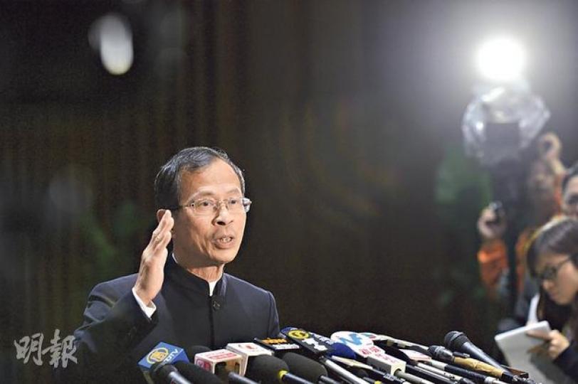 立法會主席曾鈺成昨表示,議員「玩嘢」或有心拖延會議,並非他決定是否批出修正案的依據,但表明若會議冗長,令立法會不能履行其憲制職責,他將會再次「剪布」。(鄧宗弘攝) 立法會主席曾鈺成昨表示,議員「玩嘢」或有心拖延會議,並非他決定是否批出修正案的依據,但表明若會議冗長,令立法會不能履行其憲制職責,他將會再次「剪布」。(鄧宗弘攝)