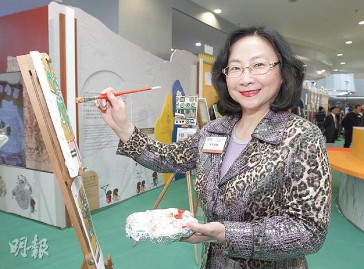 恒生銀行前副董事長梁高美懿噚日亦有出席「家是香港」啟動禮,佢話自己一直鍾意畫畫。(李澤彤攝) 恒生銀行前副董事長梁高美懿噚日亦有出席「家是香港」啟動禮,佢話自己一直鍾意畫畫。(李澤彤攝)