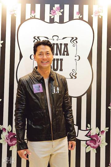 王敏德取笑老婆,未知回家後會否被扭耳仔?(攝影/記者:李潔盈) 王敏德取笑老婆,未知回家後會否被扭耳仔?(攝影/記者:李潔盈)