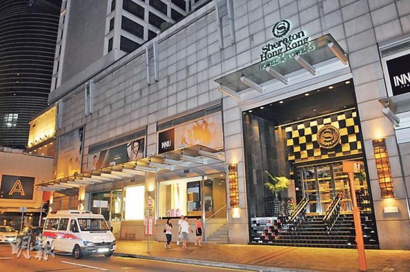 一名入住尖沙嘴喜來登酒店的內地男子,疑誤墮交友陷阱,致酒店房間的財物被盜。(蔡方山攝) 一名入住尖沙嘴喜來登酒店的內地男子,疑誤墮交友陷阱,致酒店房間的財物被盜。(蔡方山攝)