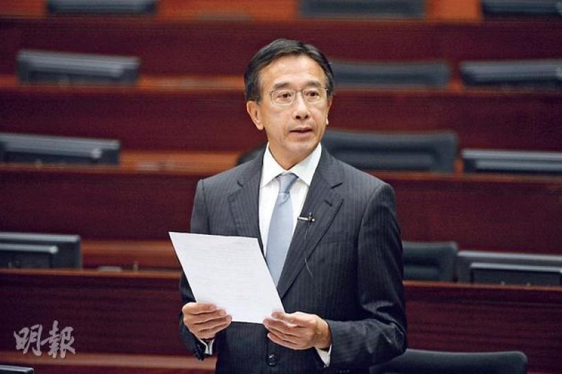 自由黨黨魁田北俊前晚去信立法會內務委員會,要求引特權法調查商交所相關事宜。(盧翊銘攝) 自由黨黨魁田北俊前晚去信立法會內務委員會,要求引特權法調查商交所相關事宜。(盧翊銘攝)