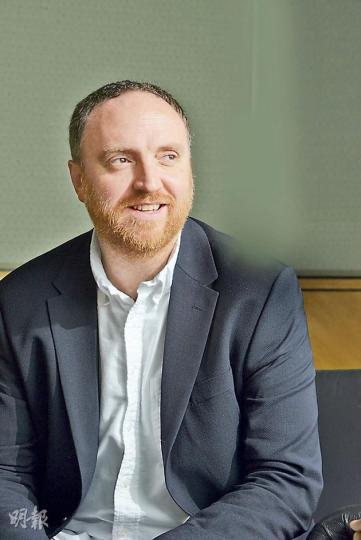 Dan Holdsworth喜歡在深夜拍攝,因為沒有人類活動,一切畫面變得更純粹,讓人看得更清晰透徹。(陳淑安攝) Dan Holdsworth喜歡在深夜拍攝,因為沒有人類活動,一切畫面變得更純粹,讓人看得更清晰透徹。(陳淑安攝)