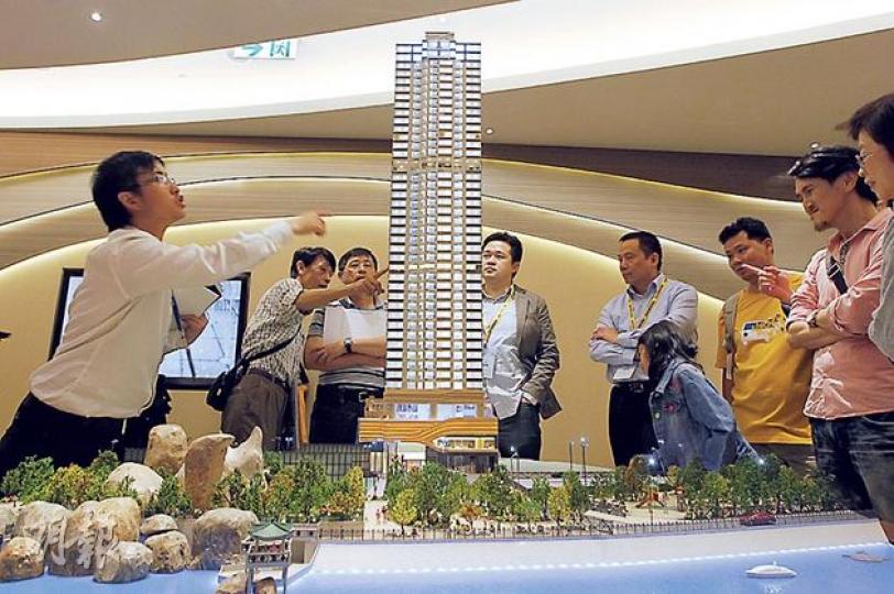 嘉里估計,土瓜灣港圖灣的示範單位開放兩日已錄得一萬人入場參觀。(李澤彤攝) 嘉里估計,土瓜灣港圖灣的示範單位開放兩日已錄得一萬人入場參觀。(李澤彤攝)