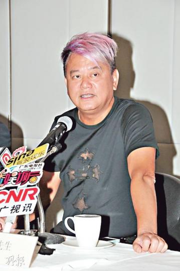 陳百祥為好友劉家良的喪禮擔任治喪委員會主席。(攝影﹕梁迺楠)阿叻與葉樹錦醫生等在仁安醫院召開記者會,公布劉家良的身後事安排。(攝影﹕梁迺楠) 陳百祥為好友劉家良的喪禮擔任治喪委員會主席。(攝影﹕梁迺楠)阿叻與葉樹錦醫生等在仁安醫院召開記者會,公布劉家良的身後事安排。(攝影﹕梁迺楠)